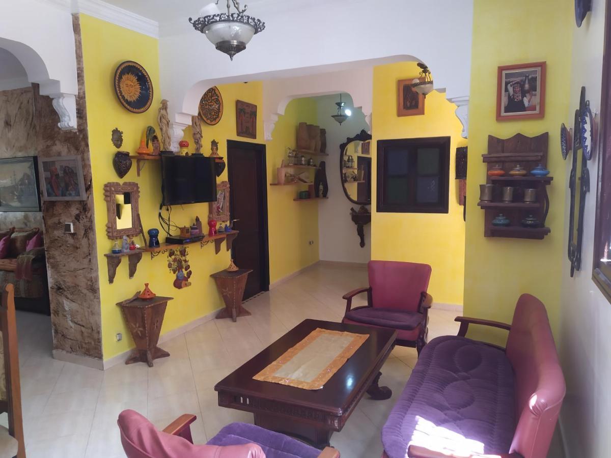 Marguerite Apartemnt Dans Une Residence Familiale Casablanca Exterior foto