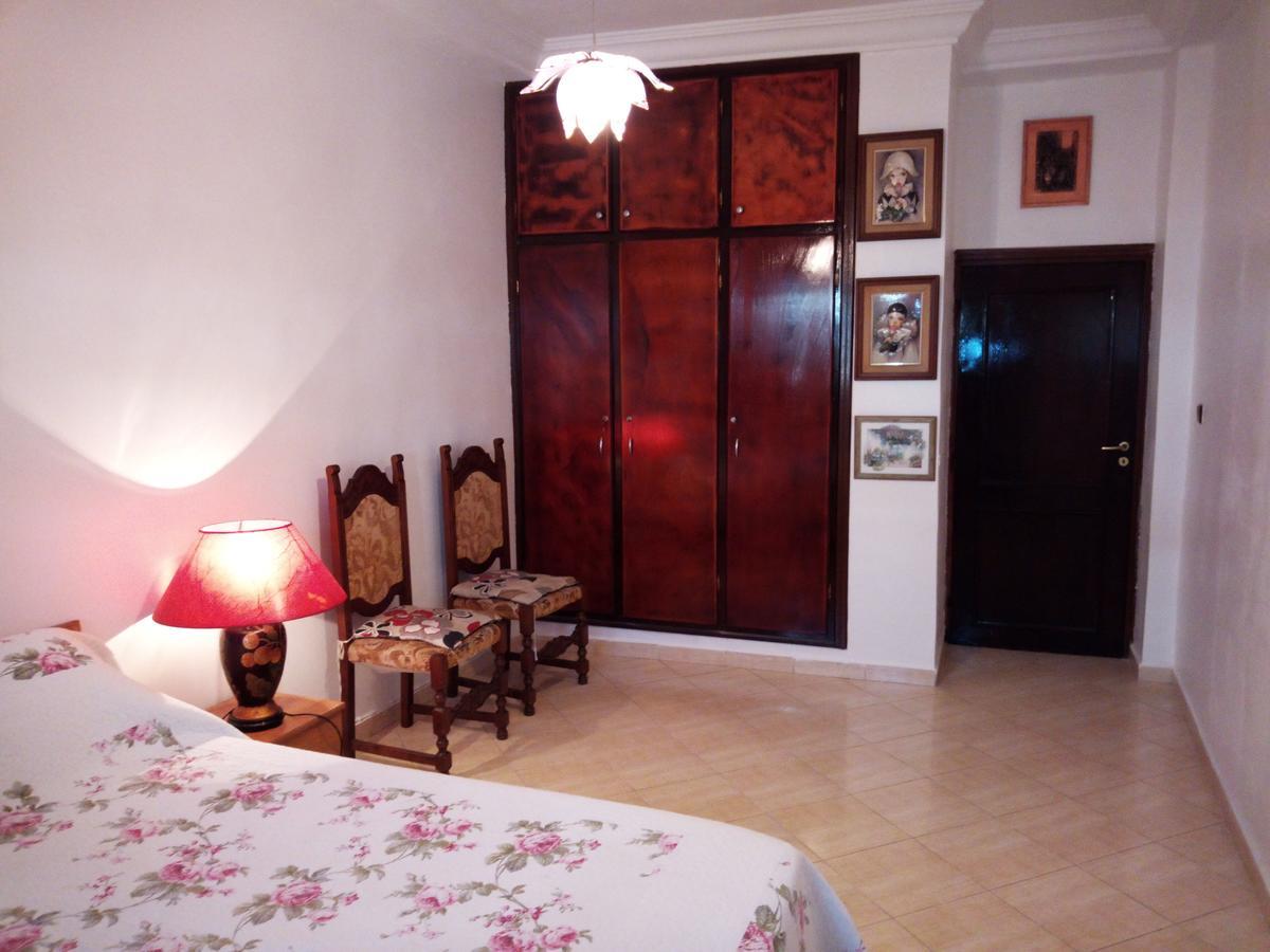 Marguerite Apartemnt Dans Une Residence Familiale Casablanca Exterior foto